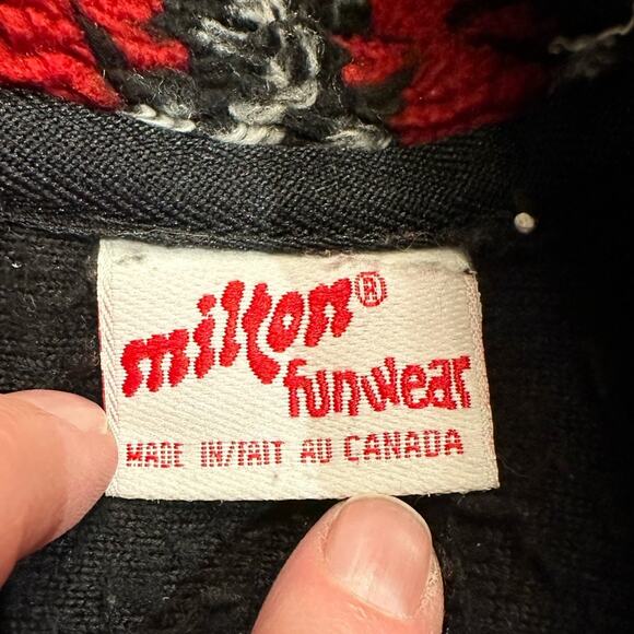 Stylish Red and Black Women's Jacket - Picture 3 of 8